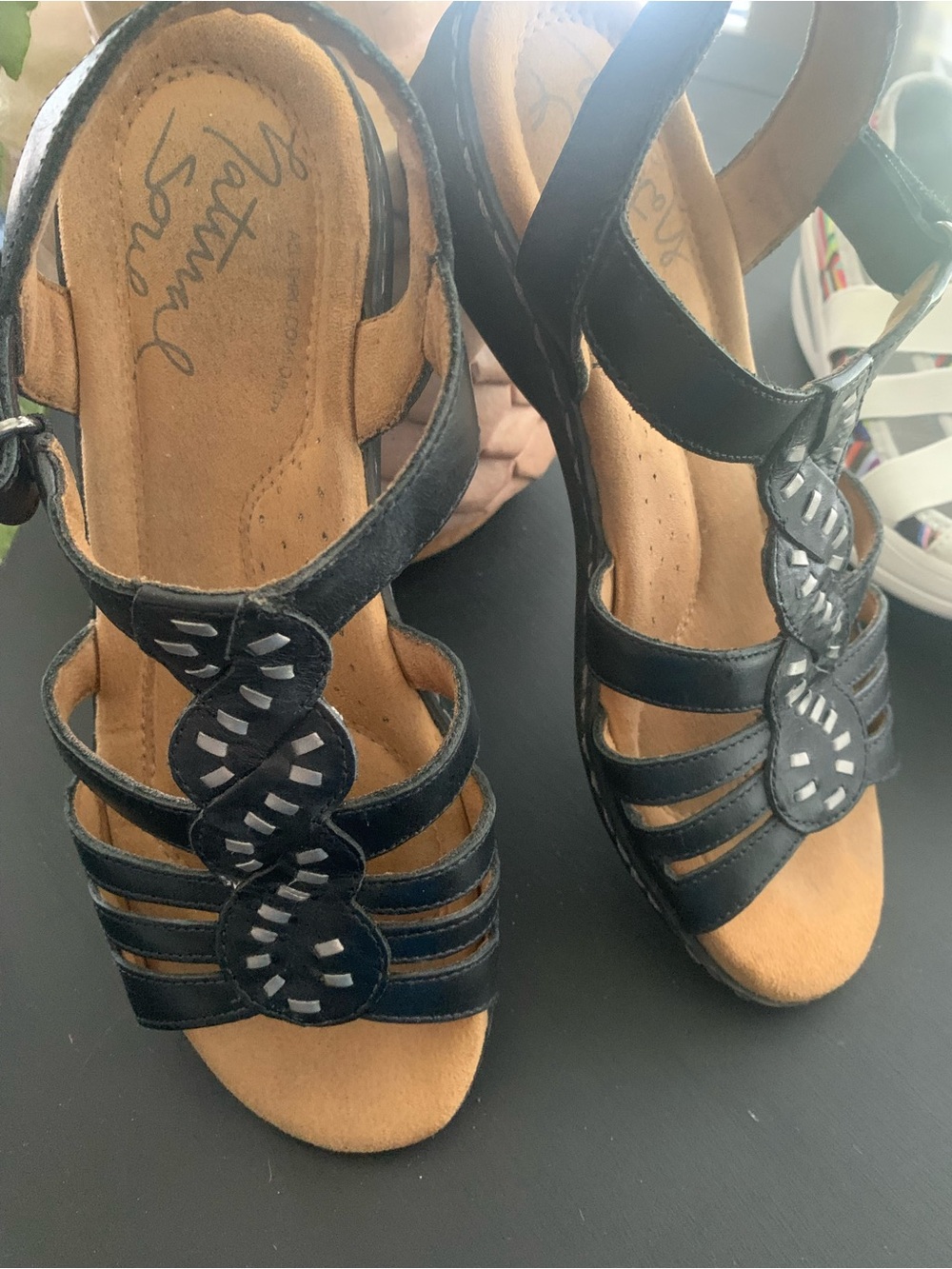 Natural Soul Black Leather Strappy Sandals with Decorative Cutouts
